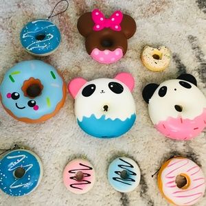 Donut squishy (10) Needs to go!